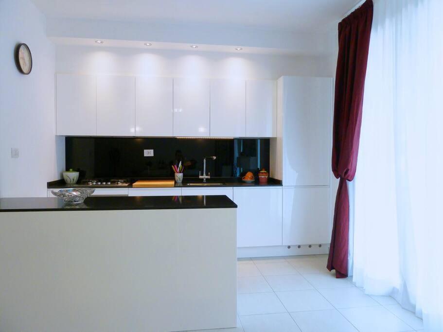 Modern & Strategic Apartment Siena Esterno foto